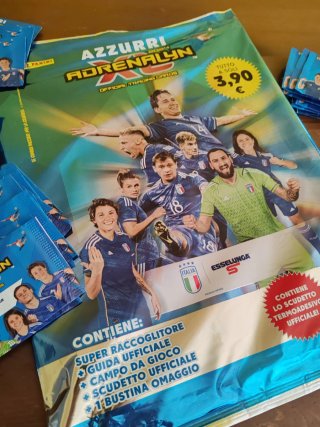Album Azzurri Adrenalyn Panini 2024