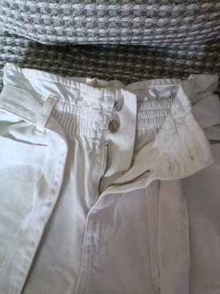 Pantalón corto Zara blanco T36