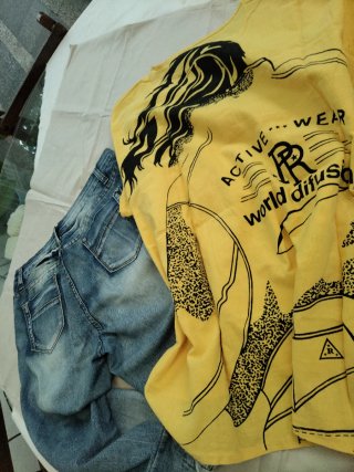 Conjunto Camisa Amarilla y Pantalón Vaquero XL