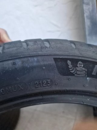 Neumáticos de coche