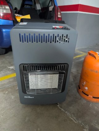 Estufa de gas gris