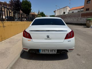 Peugeot 208 2011