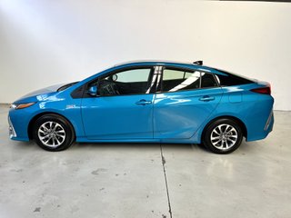 Toyota Prius Plugin 125H Solar