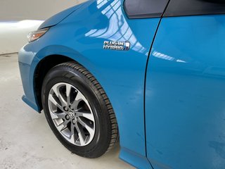 Toyota Prius Plugin 125H Solar