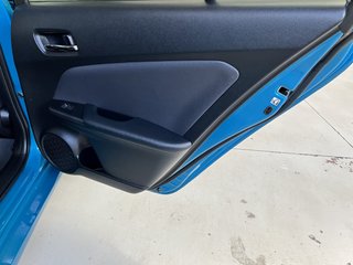 Toyota Prius Plugin 125H Solar