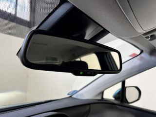 Toyota Prius Plugin 125H Solar