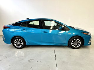 Toyota Prius Plugin 125H Solar