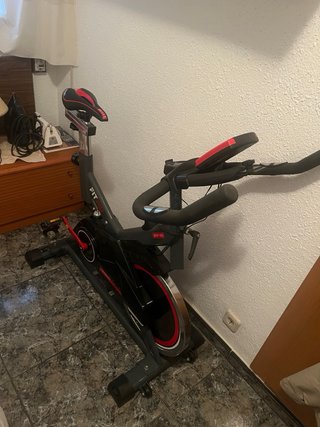 Bicicleta estática sin uso... no es negociable