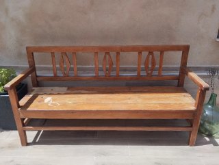BANCO DE MADERA GRANDE MUY ANTIGUO. HECHO A MANO