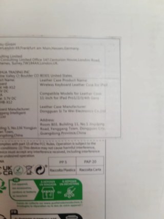 Custodia con Tastiera Bluetooth Rosa per iPad 11 Pollici