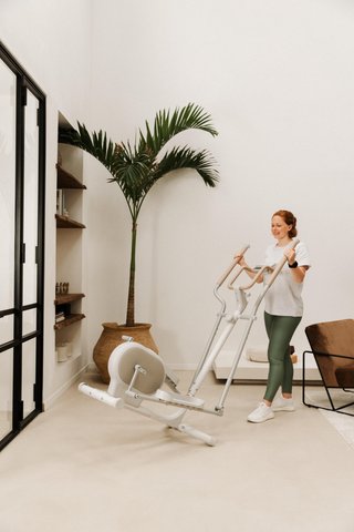 Bicicleta Elíptica Initial Elliptical 100 Conectada