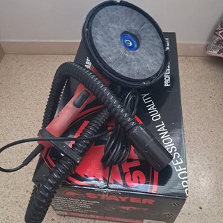 Lijadora de mano para pared