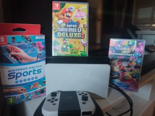 Nintendo Switch Blanca + Juegos