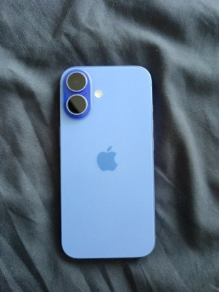 iPhone 16 Azul