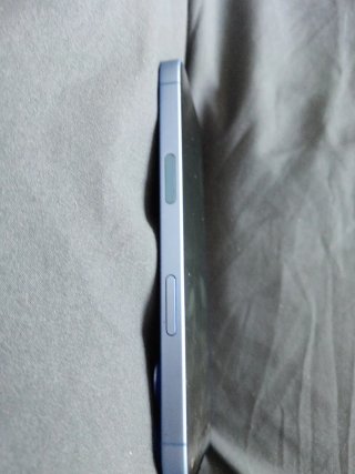 iPhone 16 Azul