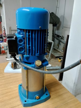 Bomba trifásica agua industrial