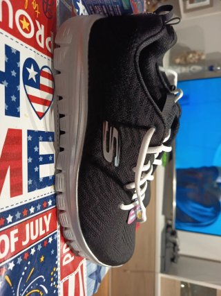 Zapatillas Skechers Memory Foam Negras