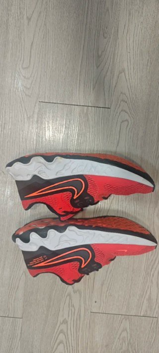 Deportivas Nike Hombre Rojas y Negras