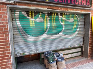 Persiana metálica para local comercial
