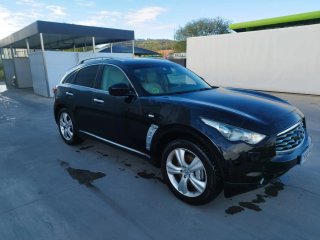 Infiniti FX30 2012