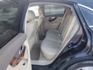 Infiniti FX30 2012