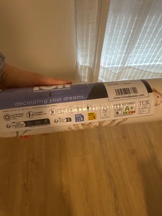 Papel pintado ICH Coral Beige Nuevo en su embalaje