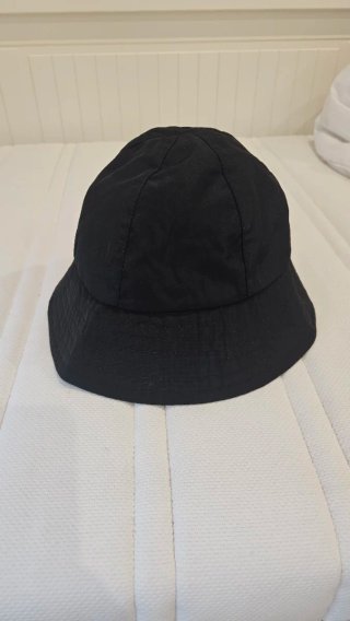 Gorro bucket negro El Corte Inglés