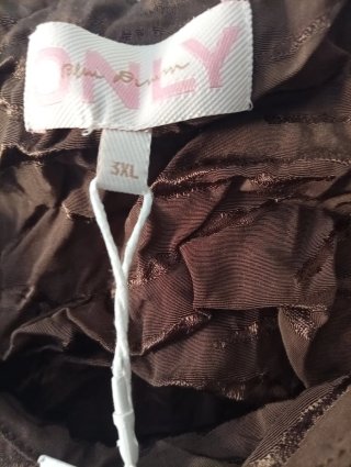 Vestido marrón con tirantes