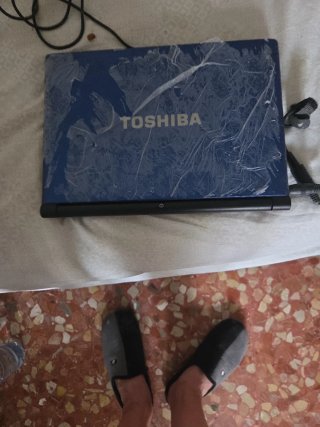 Portátil Toshiba Azul