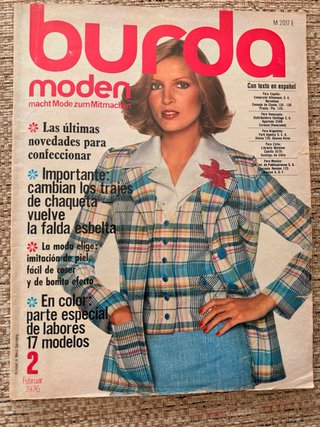 2 REVISTAS BURDA 1974 y 1975