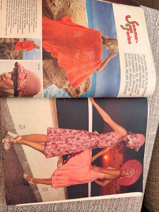 2 REVISTAS BURDA 1974 y 1975