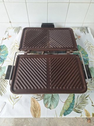 Asador Eléctrico Magefesa