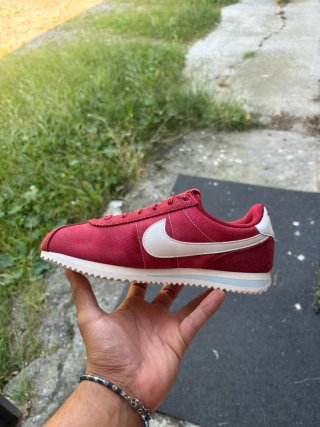 Nike Cortez Rosse e Bianche