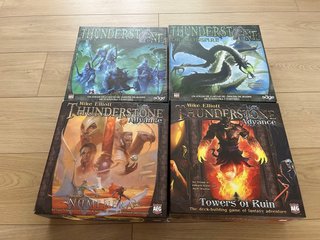 Pack de juegos de mesa Thunderstone
