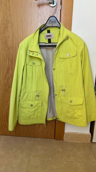 Chaqueta LLOYDS verde lima Talla M