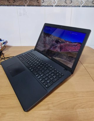 Portátil Asus X552C Negro