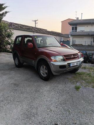 Mitsubishi Montero 2000