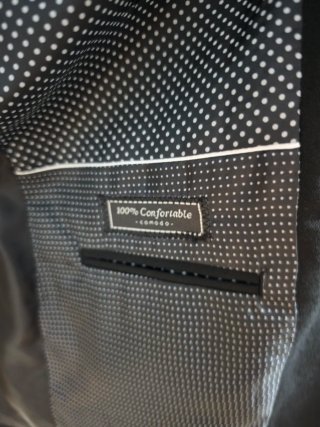 Elegante Traje Negro Puro Ego Talla 48