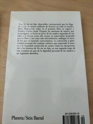 No sin mi hija dos libros