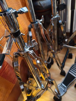 Herrajes de percusión para batería