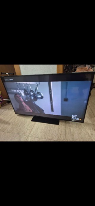 TV Philips 50" con Smart TV WiFi