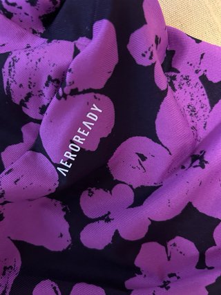 Leggins  Adidas florales Talla M niña/S mujer