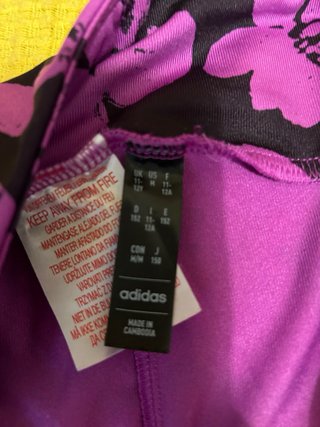 Leggins  Adidas florales Talla M niña/S mujer
