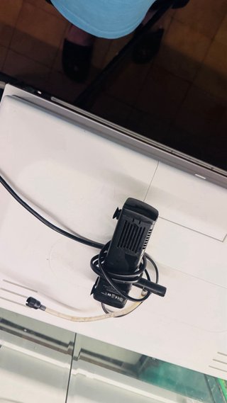 Acuario con tapa blanca 60l .llega con todo filtro