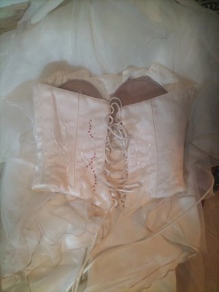 Vestido de Novia,necesitaría limpieza en tintoreri