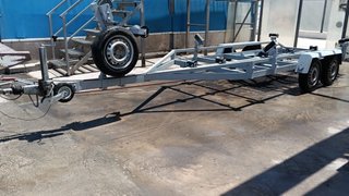 Remolque 2 ejes barco 6m