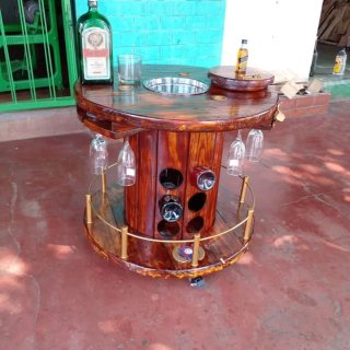 Mesa Bar Artesanal de madera..