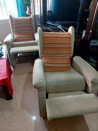 2 Sillones Reclinables Tela Beige 150e los 2