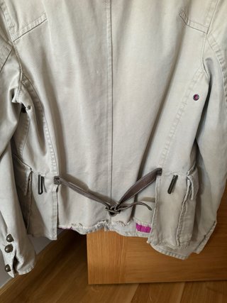Cazadora DSQUARED2 Beige con Forro Rosa