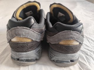 Zapatillas New Balance 2002 Gris